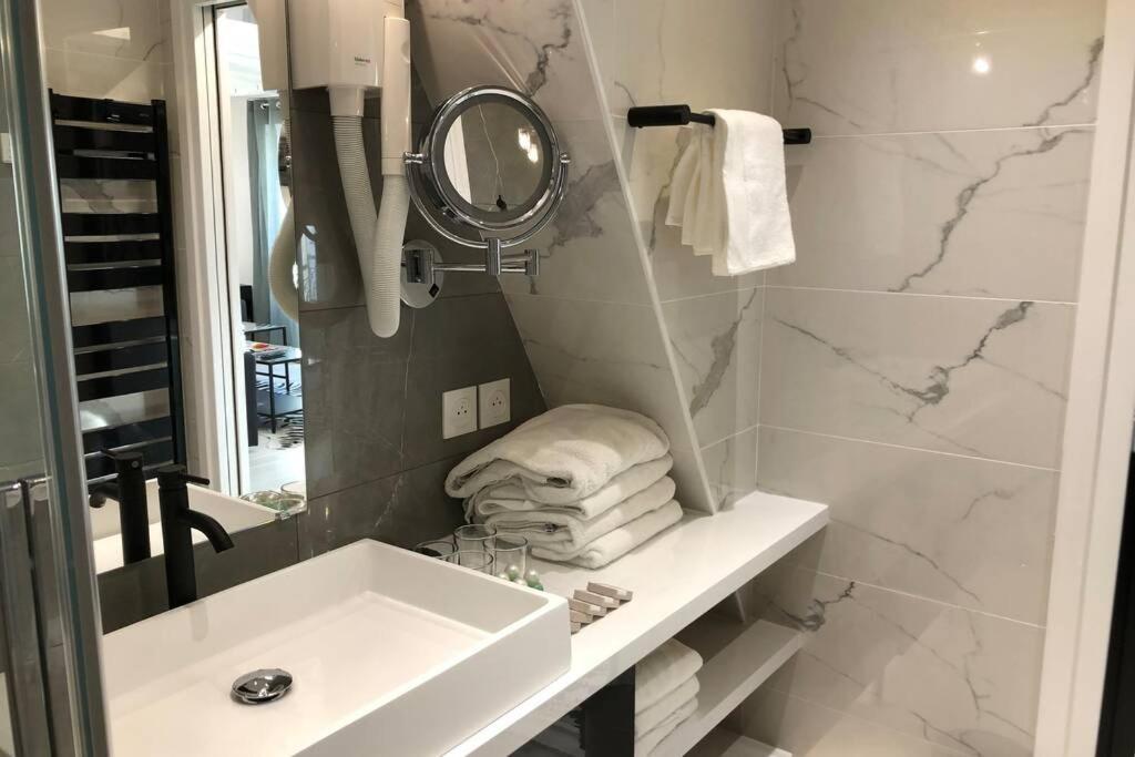 Appartement Rousselet Quartier Bon Marche Paris Viieme Экстерьер фото